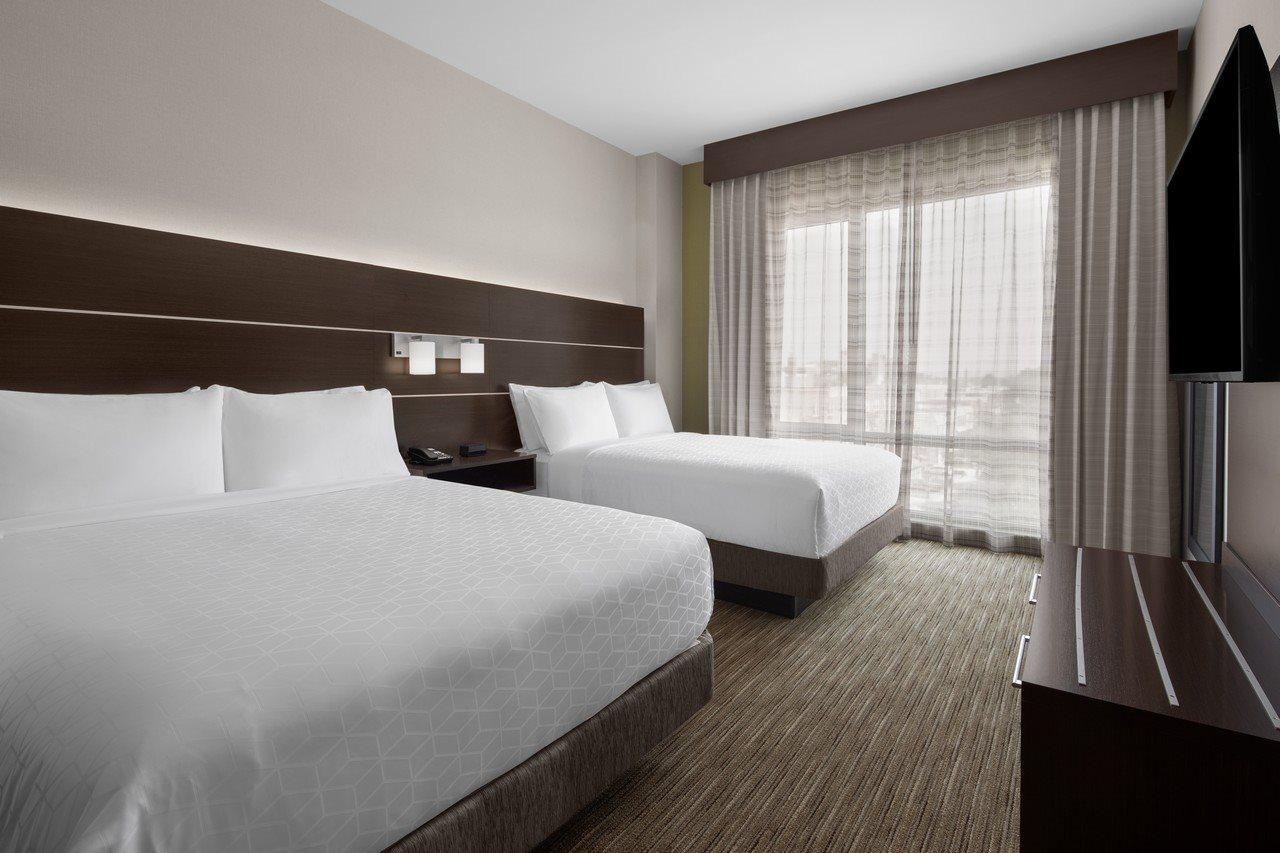 Holiday Inn Express & Suites Woodside Laguardia Airport New York Exterior foto